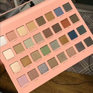 Lorac mega pro 4